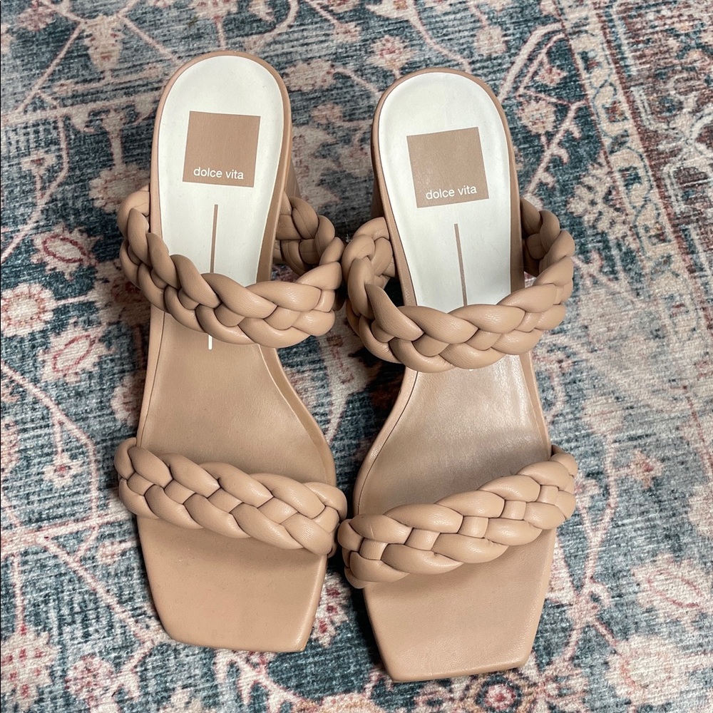 Dolce Vita Braided Tan Sandals, size 7